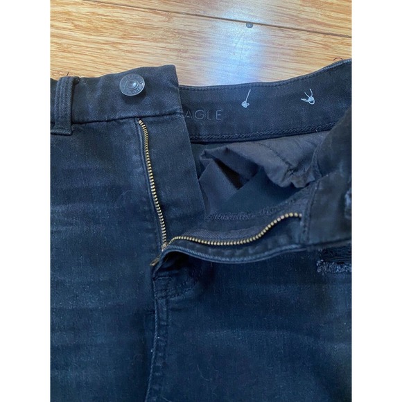 American Eagle Next Level Stretch Black Denim Mini Skirt Women Sz 2 Distressed - Picture 9 of 11